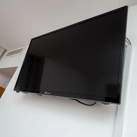 Bhost - María Auxiliadora