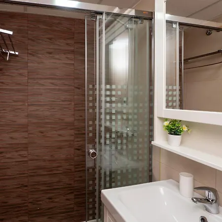 Bhost - María Auxiliadora *