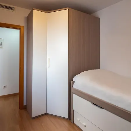 Bhost - Maria Auxiliadora Lejlighed Córdoba