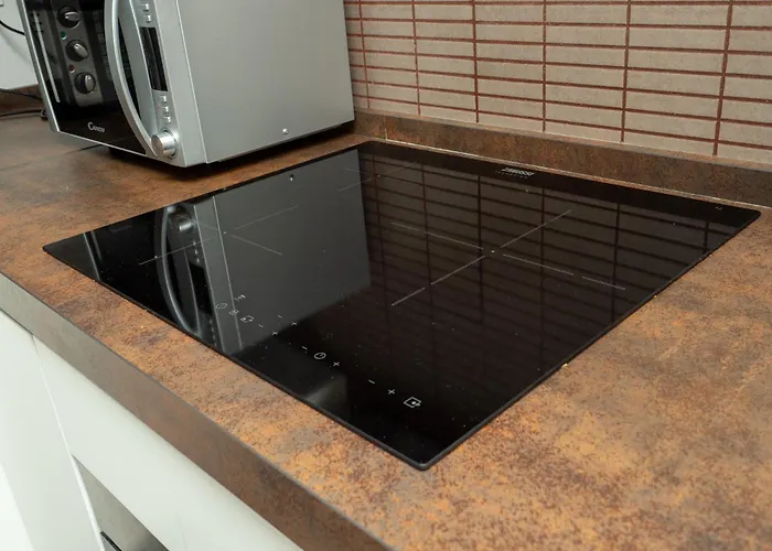 Bhost - María Auxiliadora Córdova